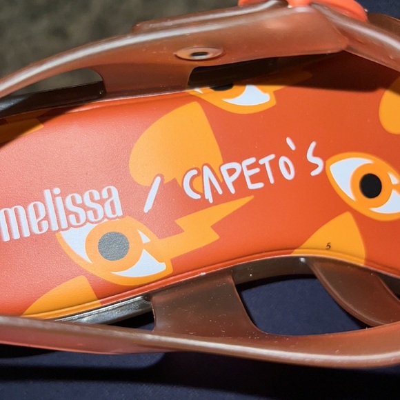 MELISSA HEART SANDAL + CAPETOS - Picture 6 of 6